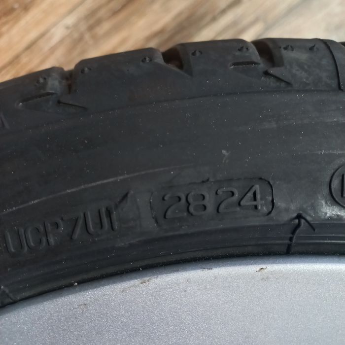 Roti vara 215/40 R17 seat vw 5x112