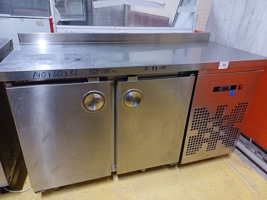 Стол холодильник,  стол холодильник с рабочей поверхностью