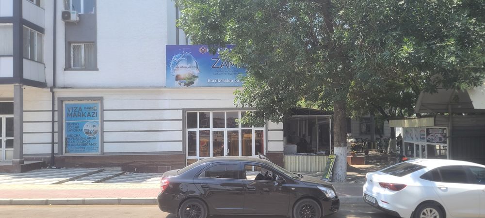 Дукон сотилади Андижон поезд вокзал Кассаси енида озик овкат дукон