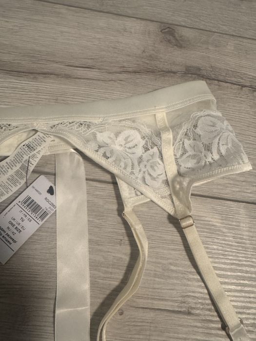 Set port jartier si jartiera Intimissimi marime unica