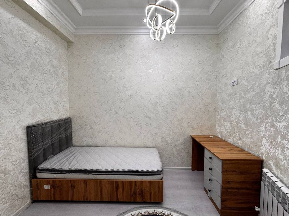 Продаётся 2х комнатная переделено 3х комнат на 6м этаже в 9ти этажном