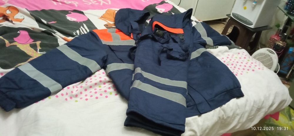 Работно зимно мъжко облекло!Чисто ново!