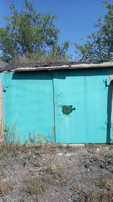 Продам гараж м-он1а Срочно!
