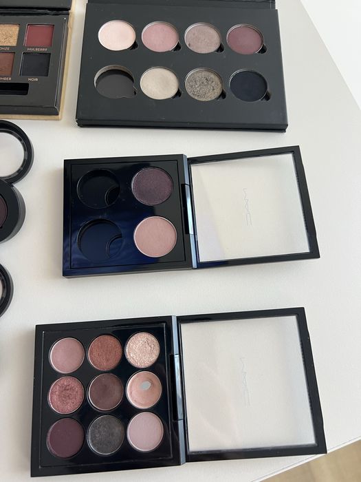 Palete cu farduri de pleoape