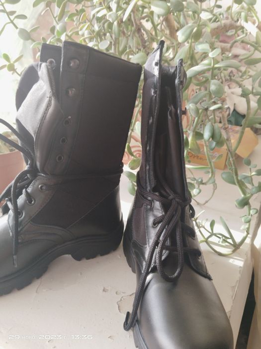 Продам осенний берцы