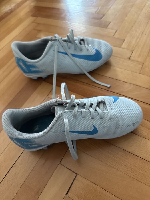 Бутонки Nike номер 34