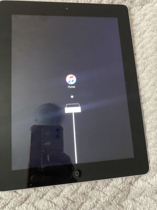 Vand  3 tablete Ipad 16-32GB