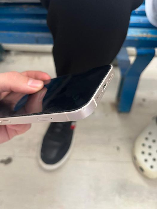 Айфон 13/128 гб идеал