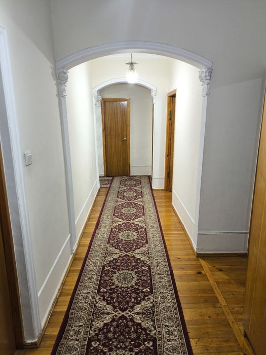 Сдаётся 5-комнатная квартира в Чиланзаре рядом с метро