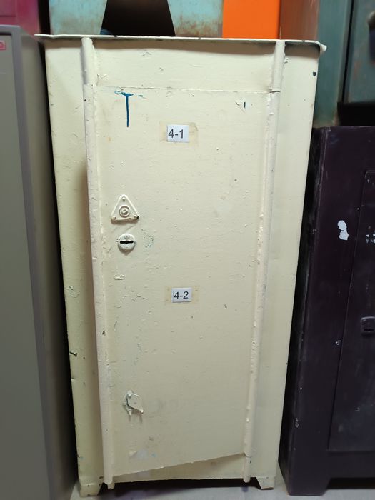 Продам металлические сейфы