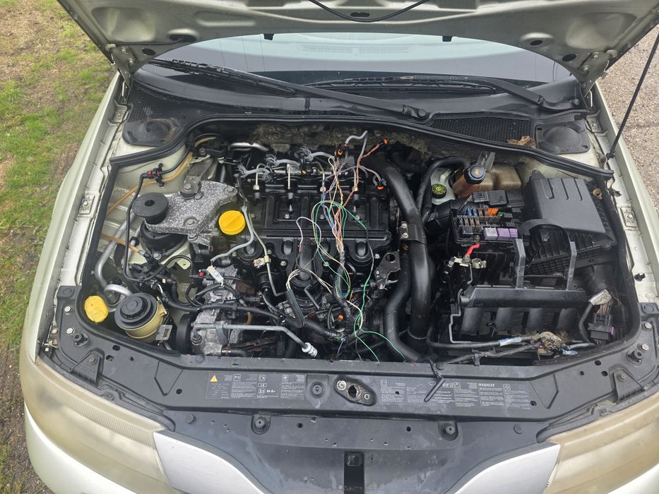 Renault Laguna 2.2 DCI на части