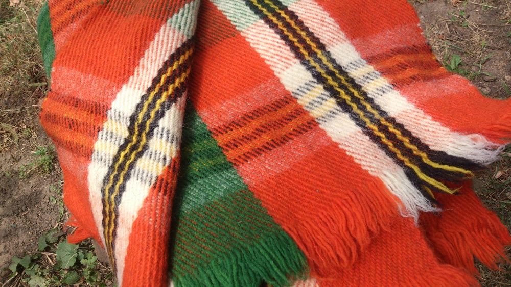 Родопски одеяла 2бр. Нови.Без забележки.