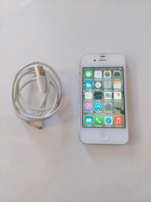 Мобильные телефоны и зарядки