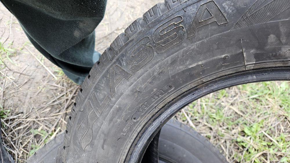 2бр гуми 215 65 16С дот 21 ласа lassa