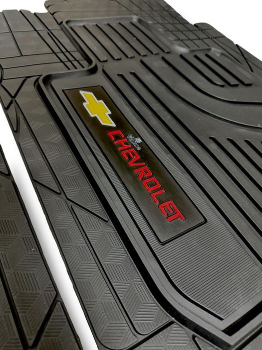 Универсальные полики на Chevrolet резиновые