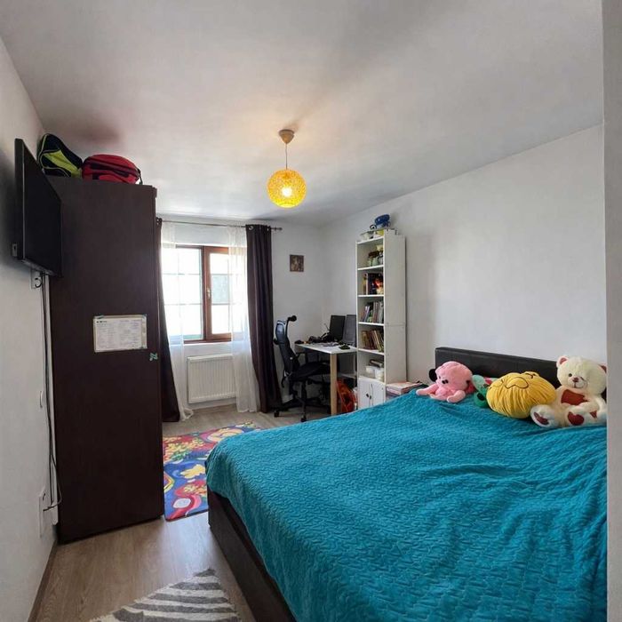 Vanzare apartament 3 camere