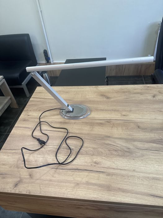 Лампа лед настольная