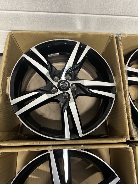 Jante NOI 19 ORIGINALE Volvo XC60 XC40 R-Design V90 S90 V60 S60 Bicolor XC 60 XC 40  Germany