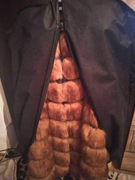 Натуральная песцовая жилетка длинная теплая легкя пушистая не сыпетца