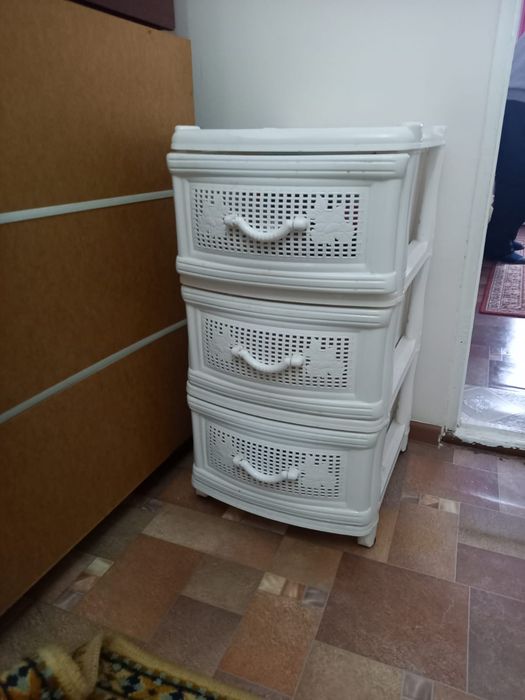 Продам комод 90х40