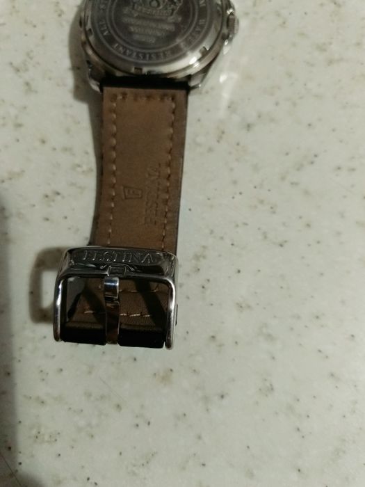 Часы наручные Festina F16495