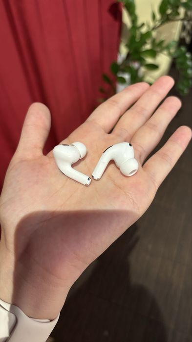 Apple AirPods Pro 2
