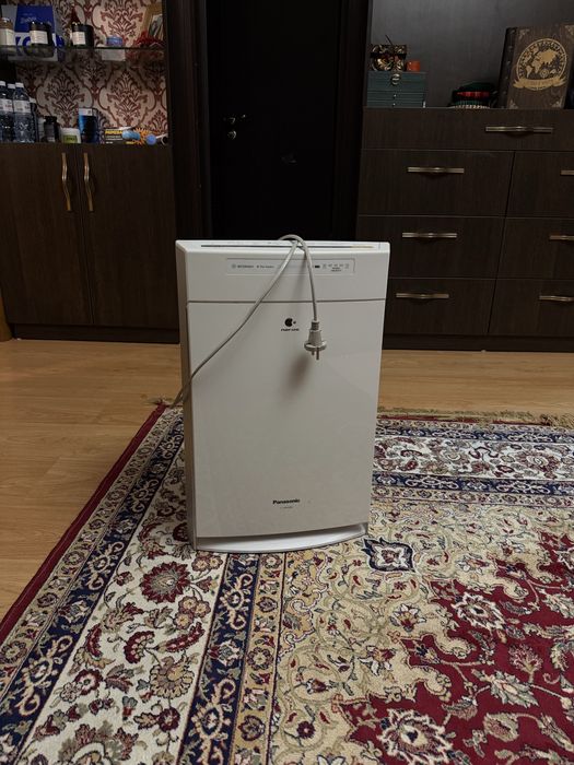 Продам очиститель воздуха Panasonic