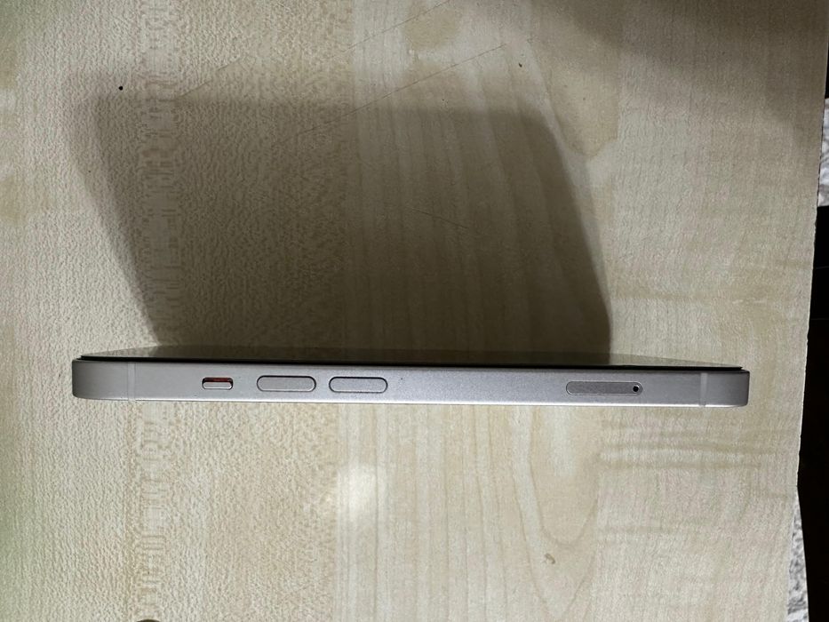 Продам Айфон  14