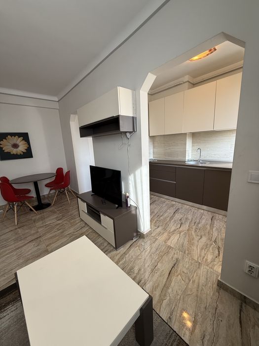 Inchiriez apartament cu o camera centru