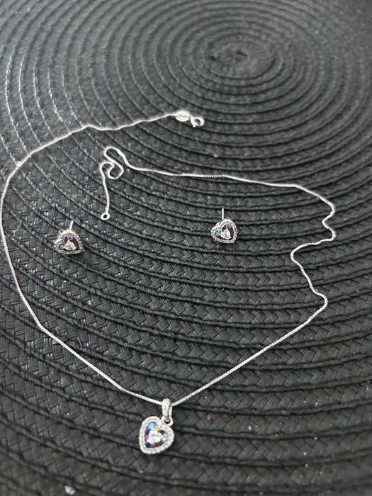 Set lantisor si cercei