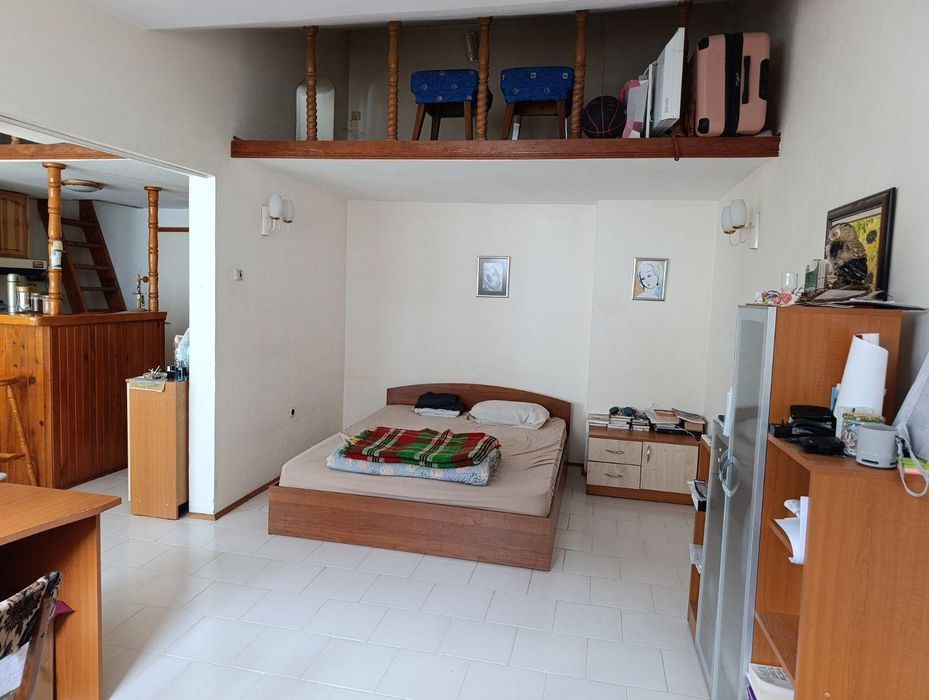 Едностаен апартамент с АКТ 16 в ж.к Лазур