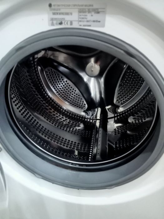 Продам Стиралку LG 7kg