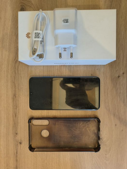 Vând Huawei P30 Lite