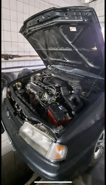 Продам машину Nissan primera