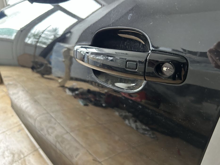 Предна лява врата и задна лява врата Audi SQ5 Q5