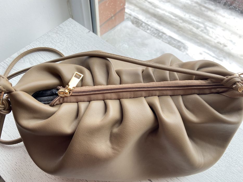 Светло коричневая сумочка