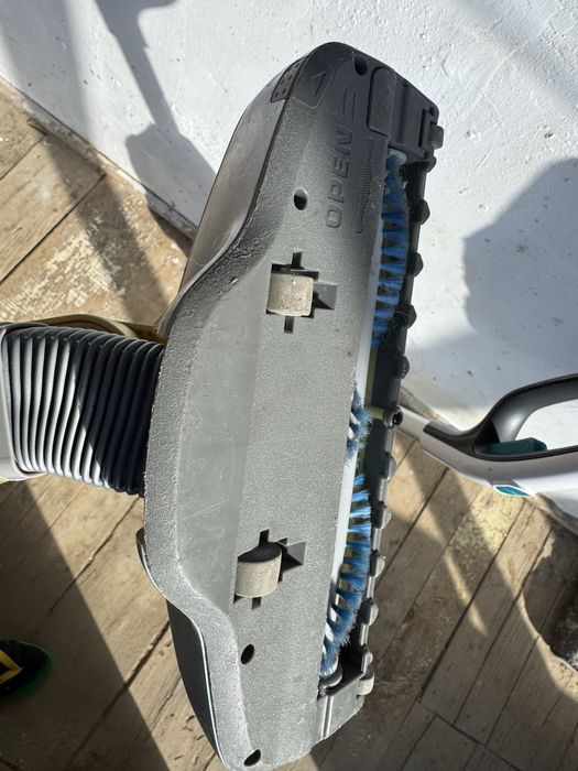 Aspiratoare fara fir Leifheit/Aeg