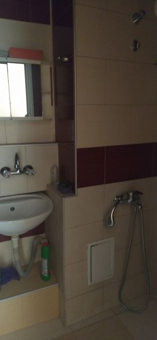 Дава се под наем Тристаен апартамент в Димитровград - 70 кв.м за 178.5 € - Снимка #11