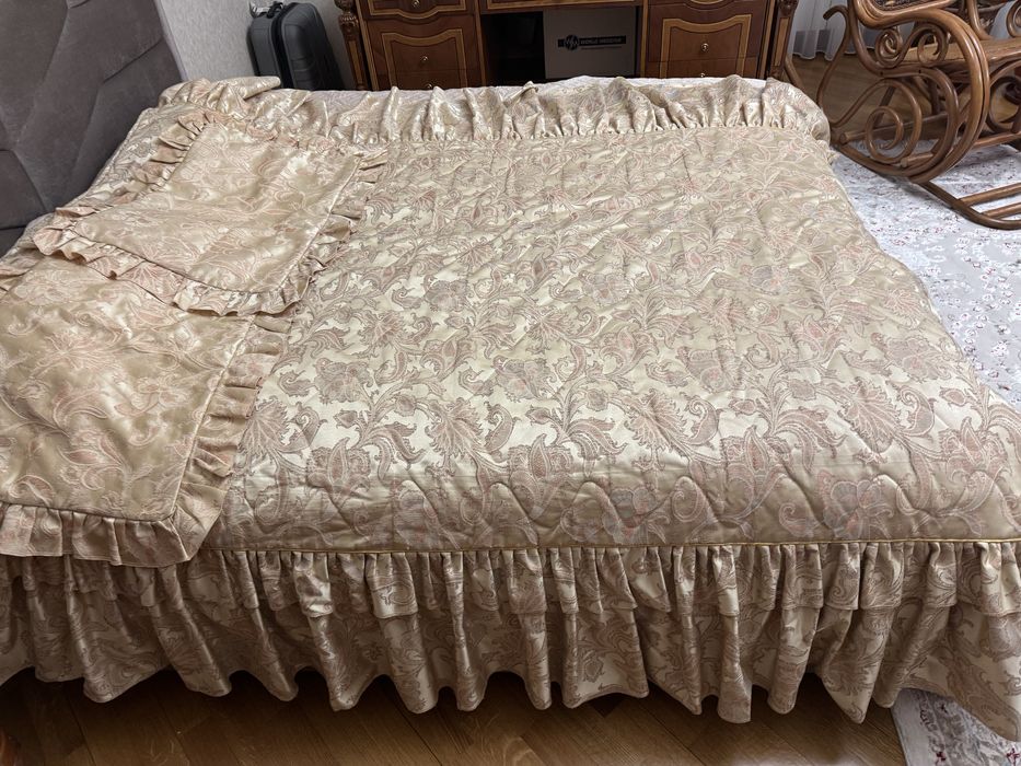 Покрывала на кровать