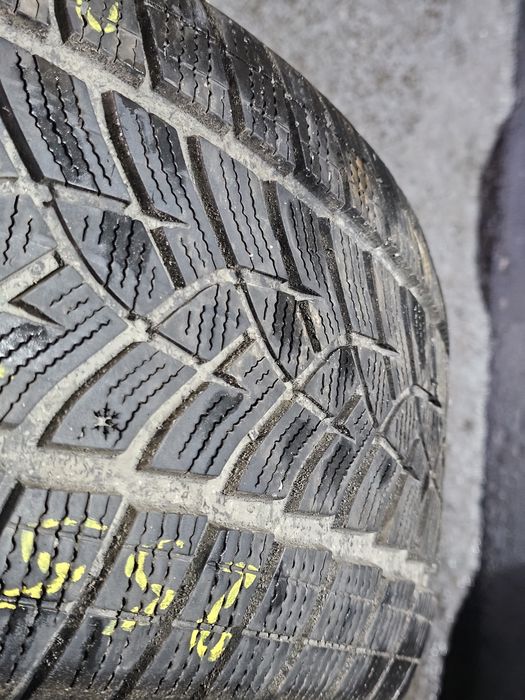 255 55 19 m+s goodyear