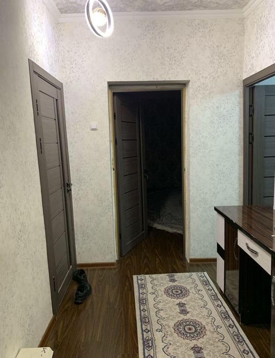 Shayxontohur tumanida, Milliy bogʻ metrosi yonida joylashgan 2 xonali