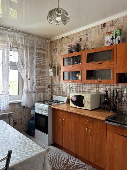Продам 3 комн квартиру 3 поликлиника