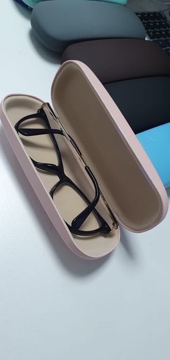 Ticuri de ochelari universale