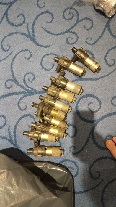 Продам привозной запчасти оригинал