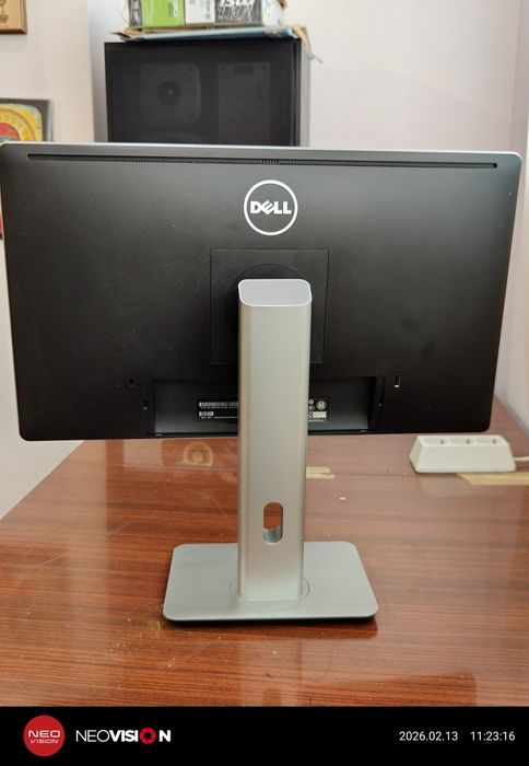 Монитор Dell 24"