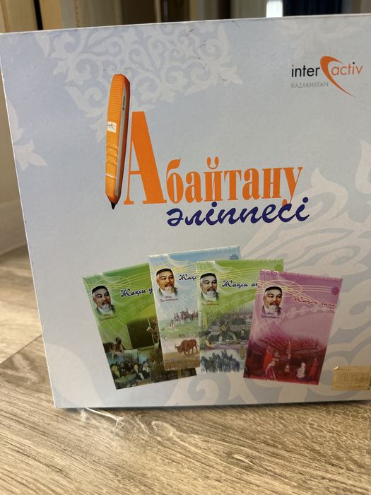 Абайтану әліппесі с интерактивной говорящей ручкой