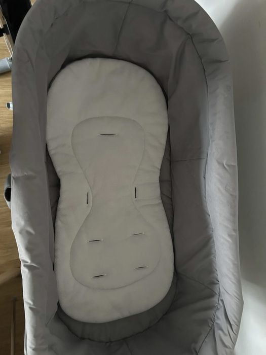 Chicco Baby Hug 4 в 1 кошара, шезлонг, стол за хранене