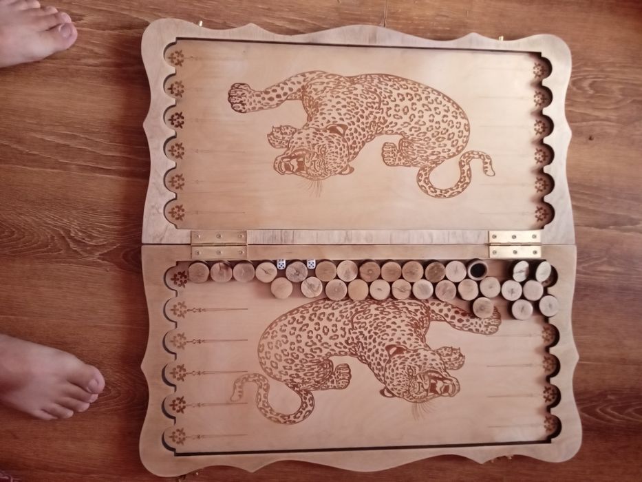 Нарды из фанеры.