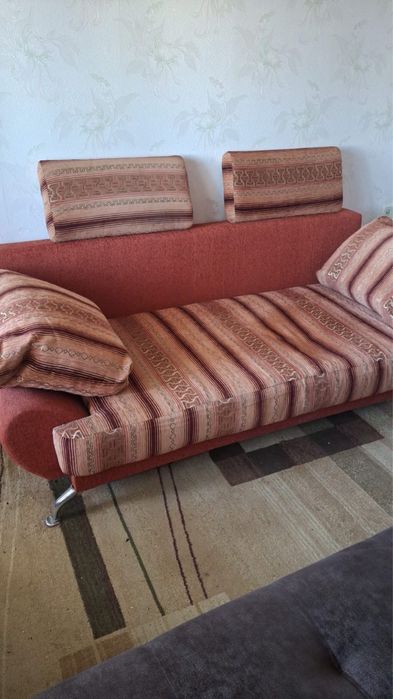 Диван продается срочно