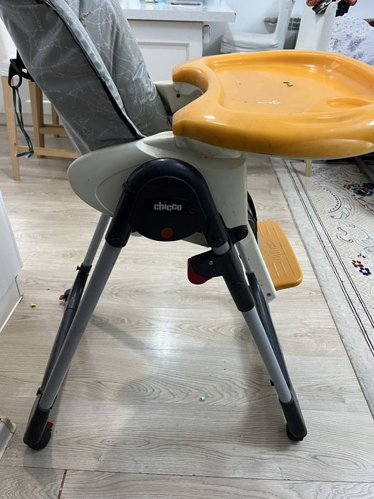 Детский стул  chicco